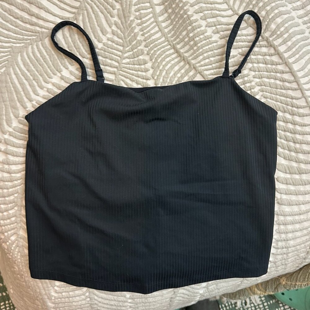 Girlfriend Collective Ribbed Crop Top